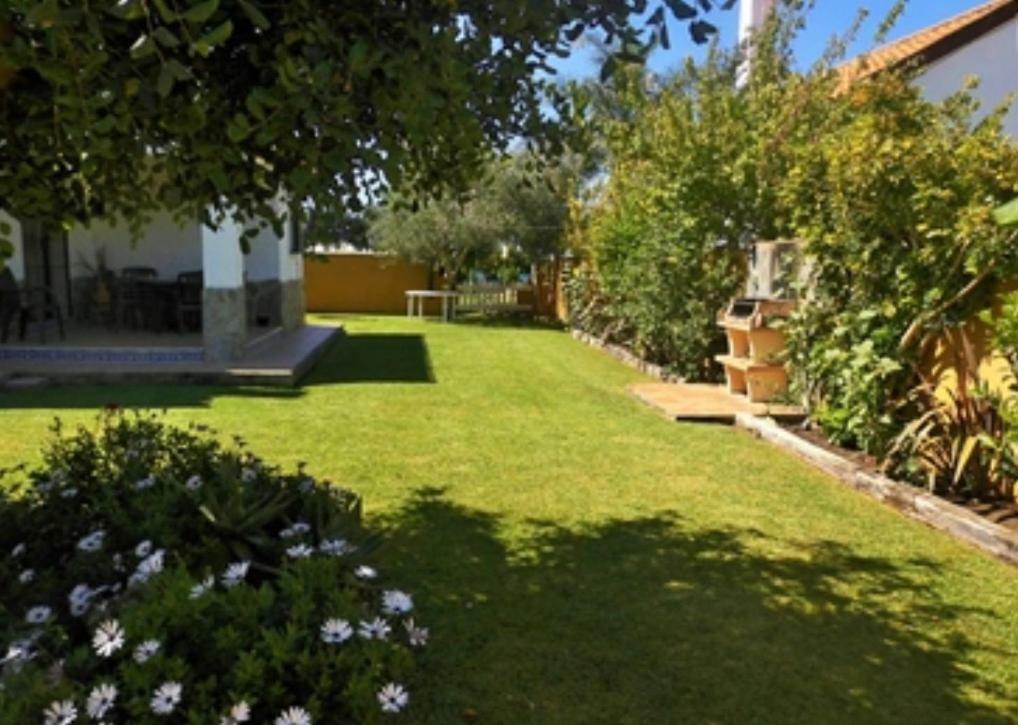 La Huerta 2 Amplios Jardines Barbacoa Y Wifi Holiday home Conil De La Frontera